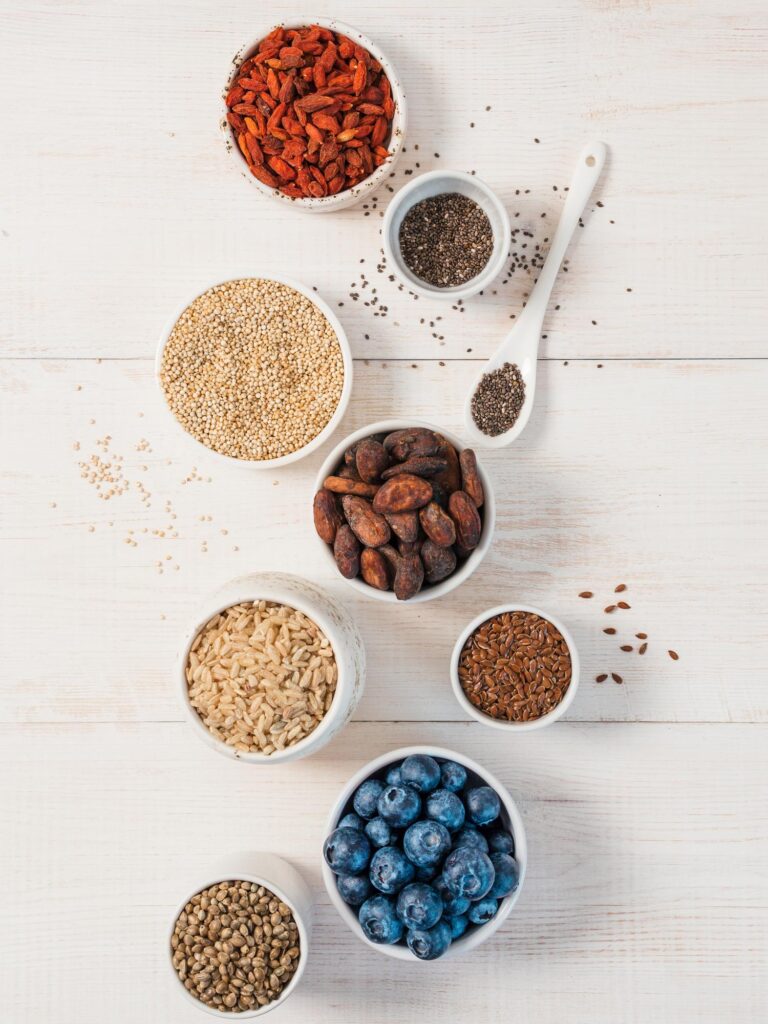 Superfoods – mit, czy warto je jeść? Analiza prawdy i kontrowersji